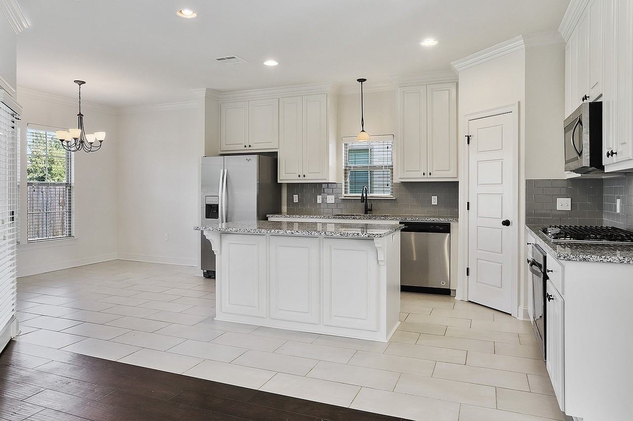 4868 4868 Old Landing Dr. Baton Rouge La 70817 - Photo 2 of 10