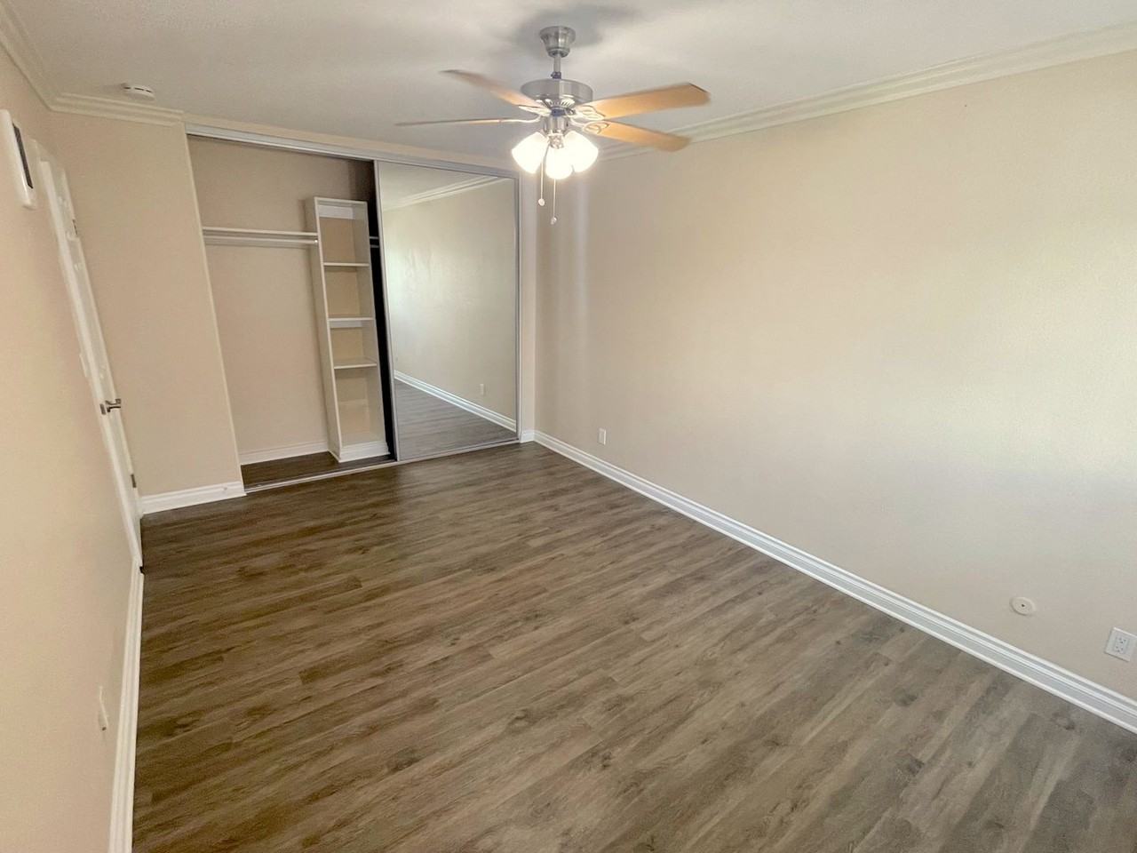 615 9th St #29 - Photo 7 of 12