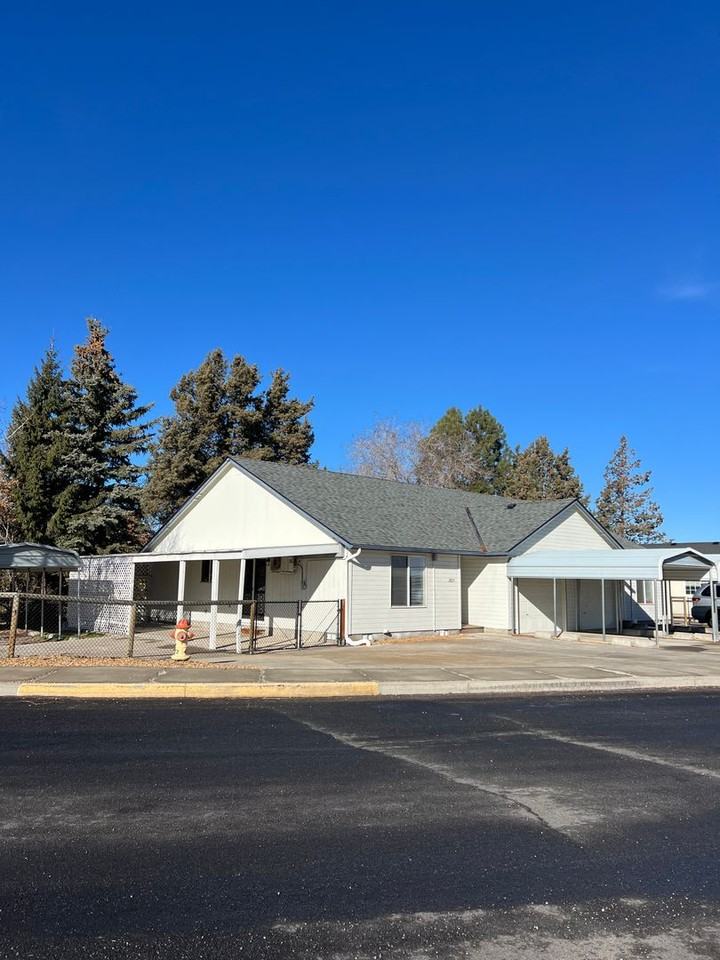 2825 Sw 28th St - Photo 2 of 26