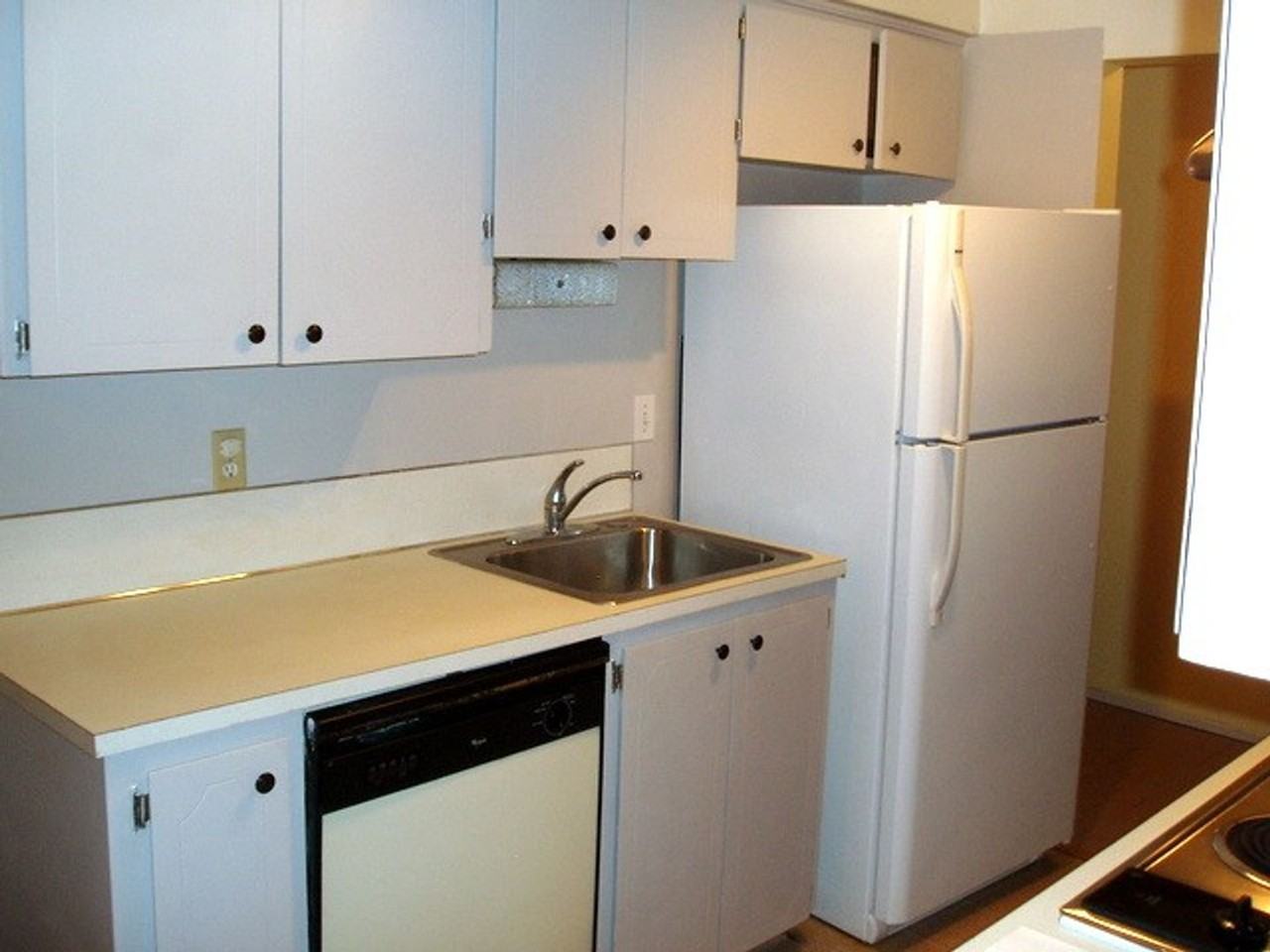 7720 Sw Stewart St - Photo 3 of 13