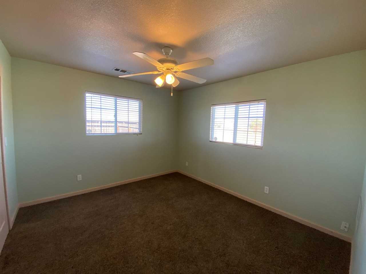 15057 Delta Rd - Photo 6 of 10