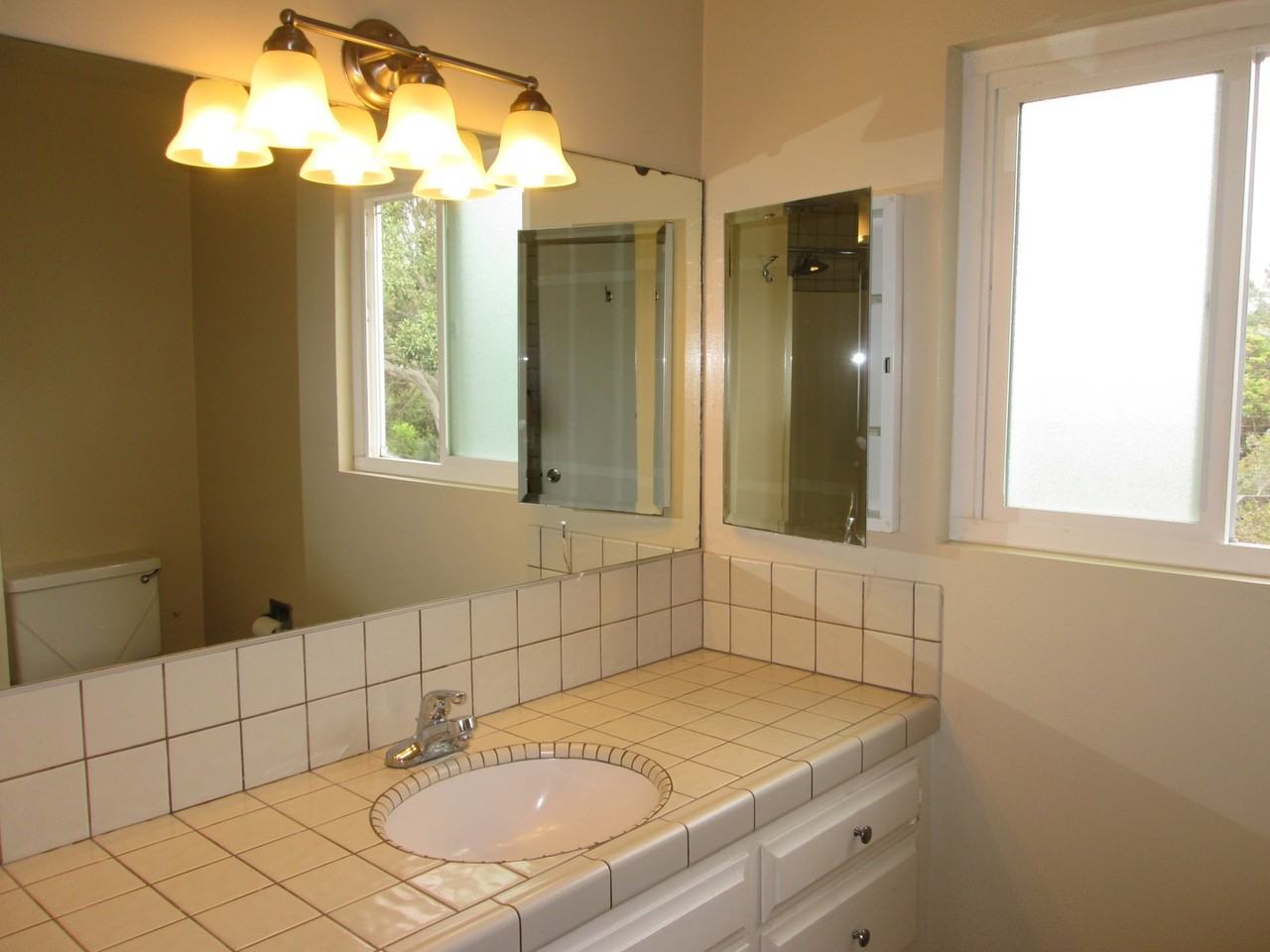 459 Brighton Ave - Photo 6 of 11