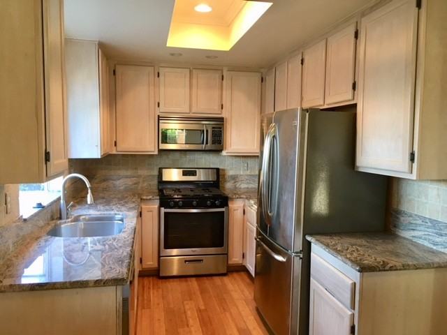 604 Lake St #4 - Photo 7 of 18