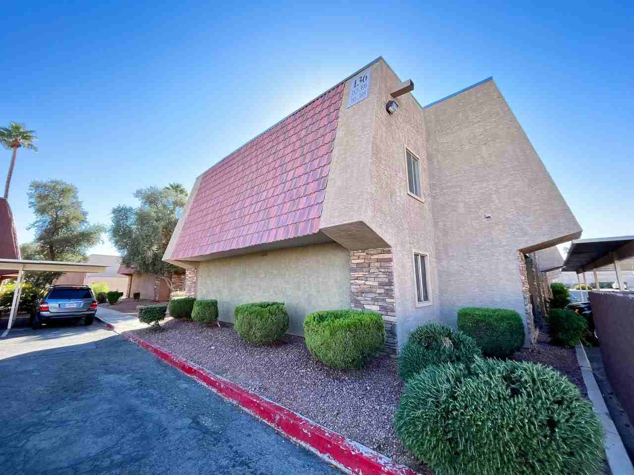 5440 River Glen Dr - Photo 3 of 15