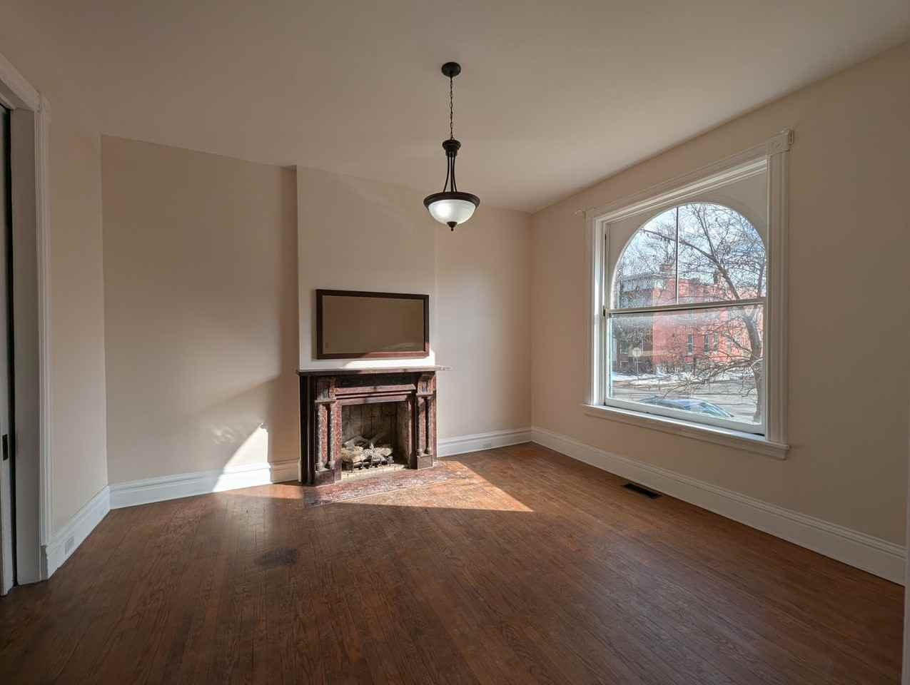 3129 Shenandoah Ave - Photo 3 of 22