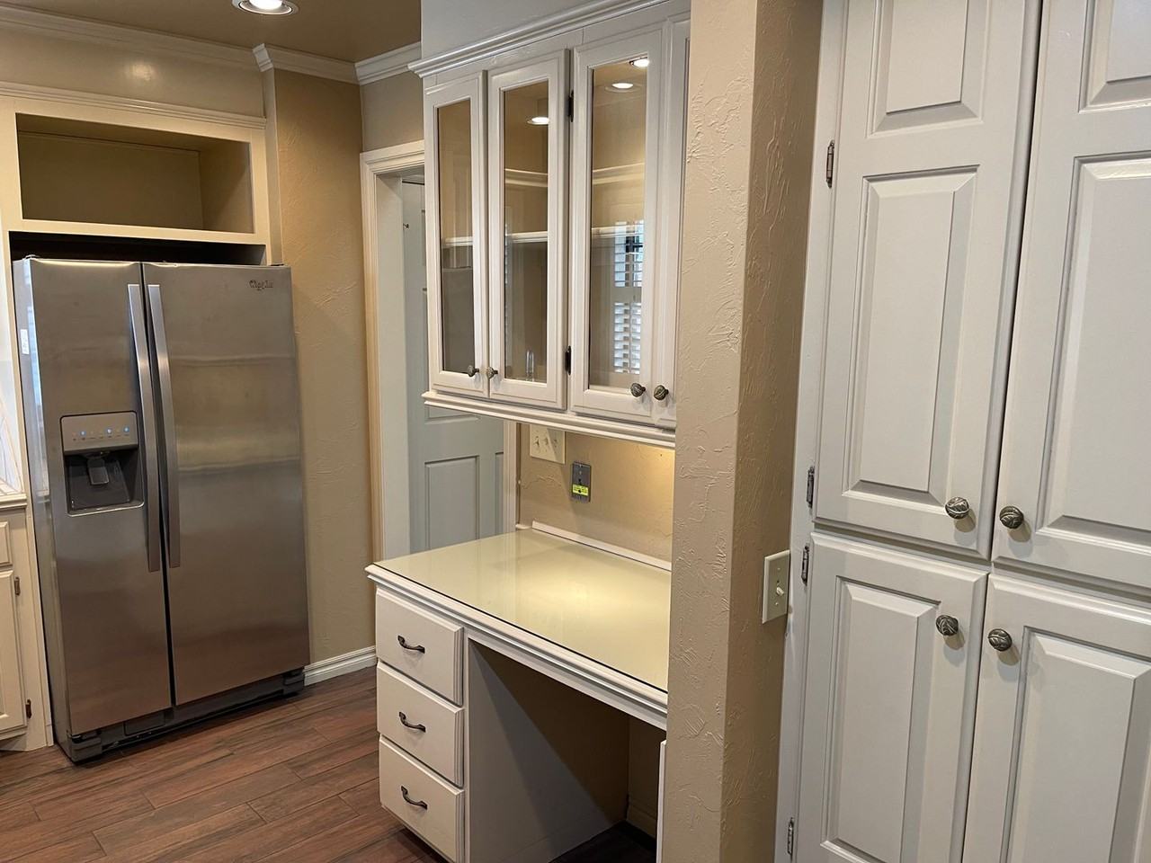 1604 Lakeshore Dr - Photo 7 of 24