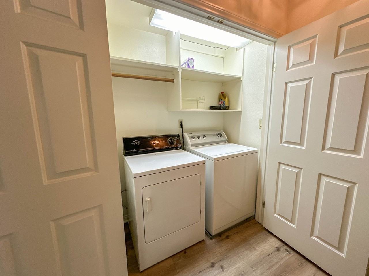 427 W Doran St #106 - Photo 7 of 19