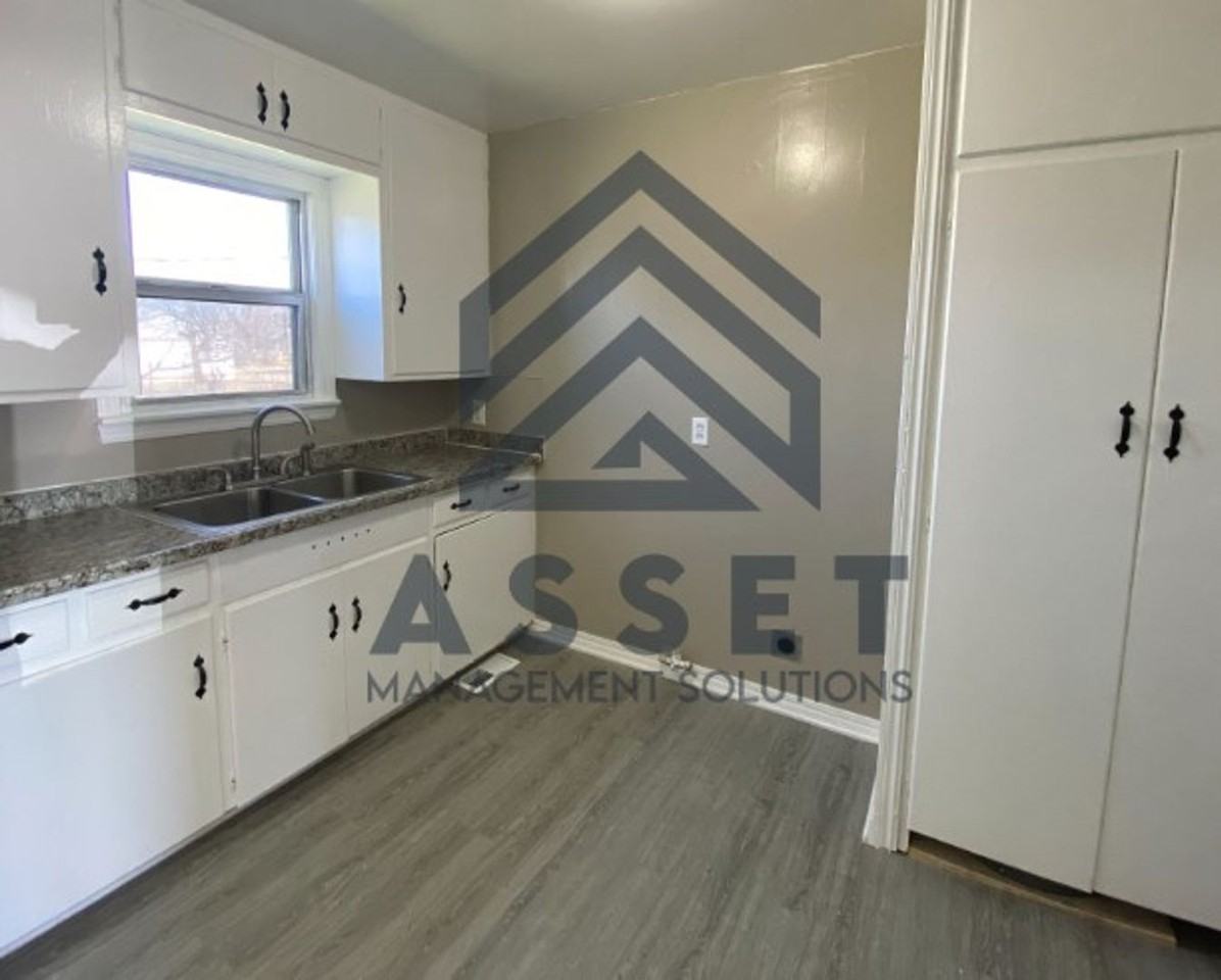 4501 Se 21st St - Photo 2 of 8