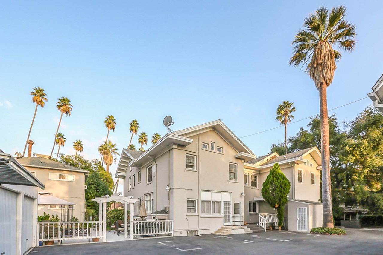 Great Experiences Are Just Around Ely House! - Photo 4 of 9