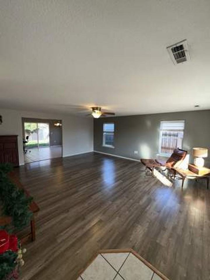 2825 Duell Ave - Photo 6 of 17