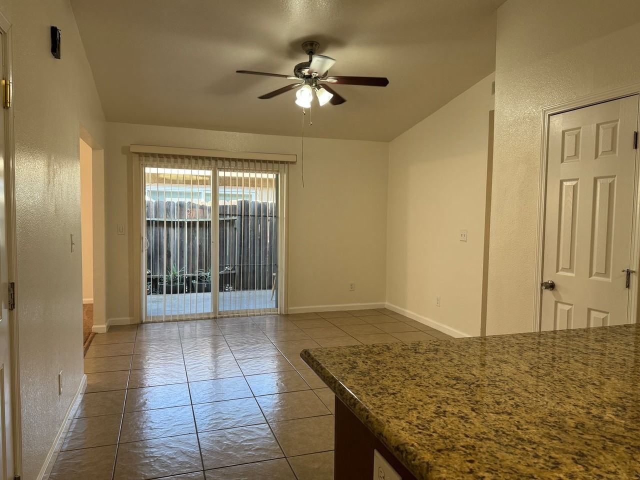 5710 Brush Creek Dr - Photo 7 of 24