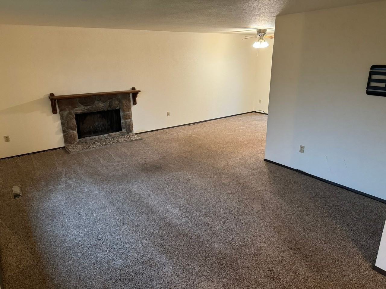 2542 Se 16th St - Photo 7 of 28