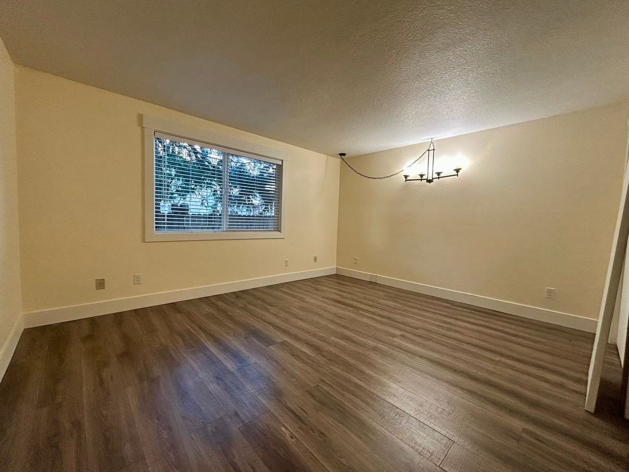 7306 Ne 16th Ave - Photo 7 of 19