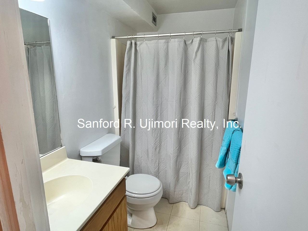 1099 Ala Napunani St #1103 - Photo 5 of 10