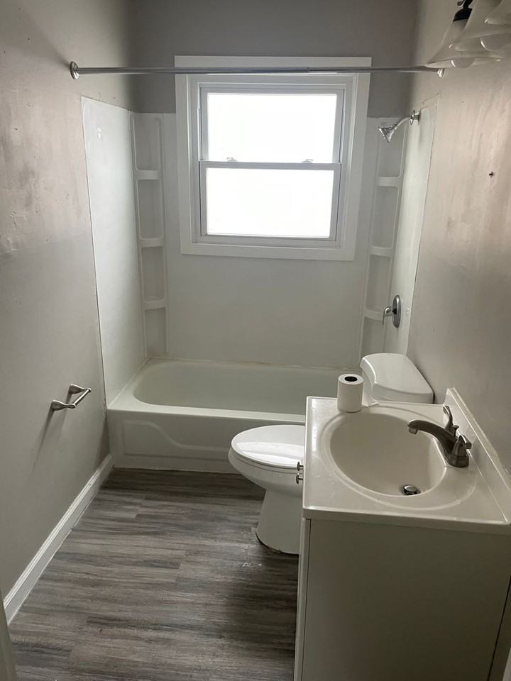 12035 Krenning Ln - Photo 7 of 13