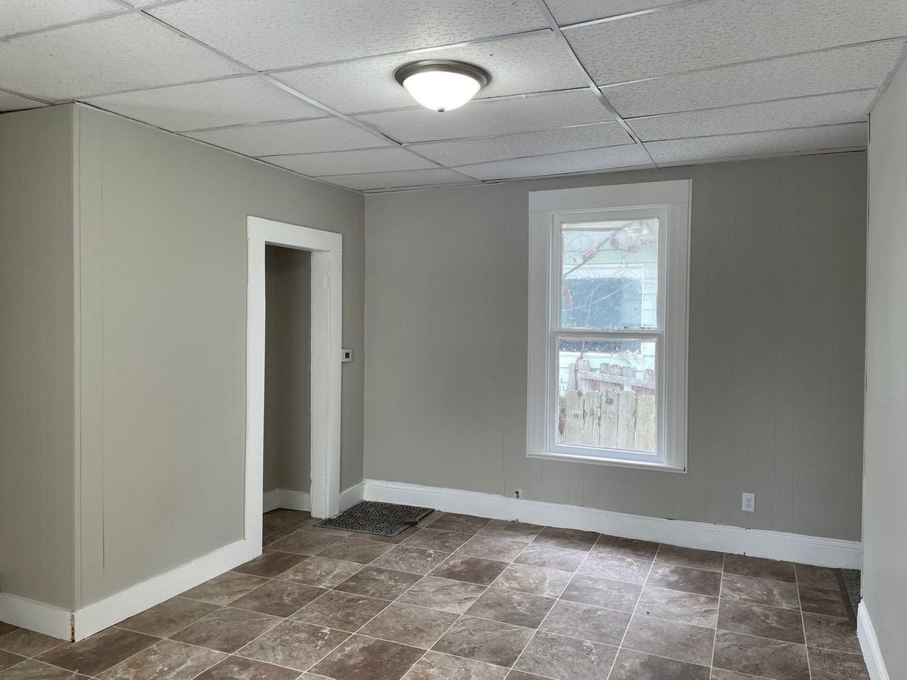 713 N 12th St - Photo 6 of 18