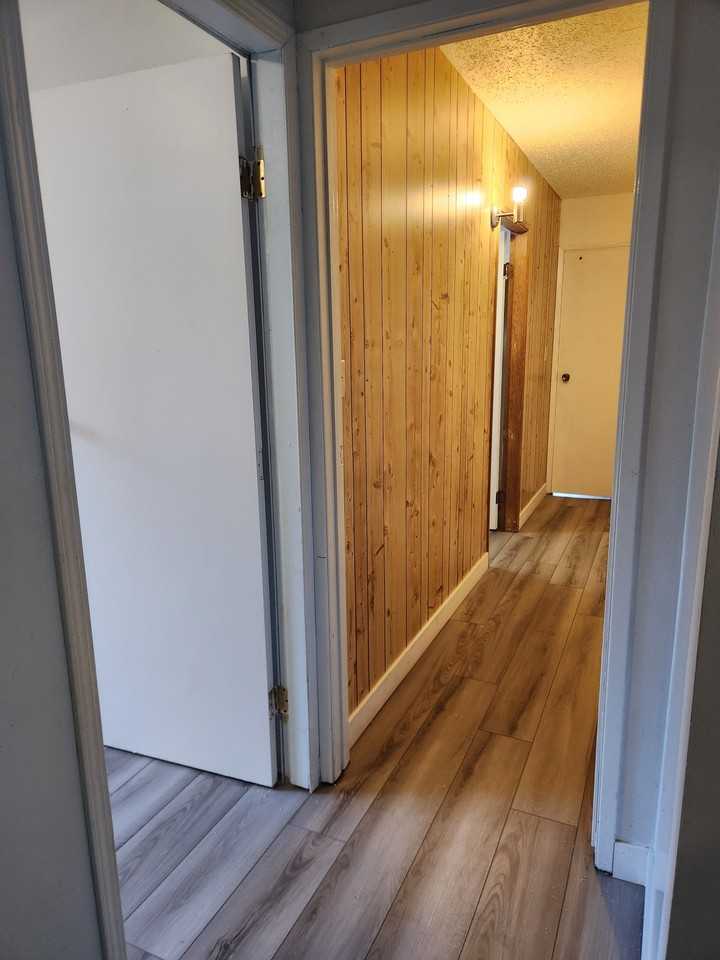 Knight St & E 22nd Ave - Photo 3 of 8