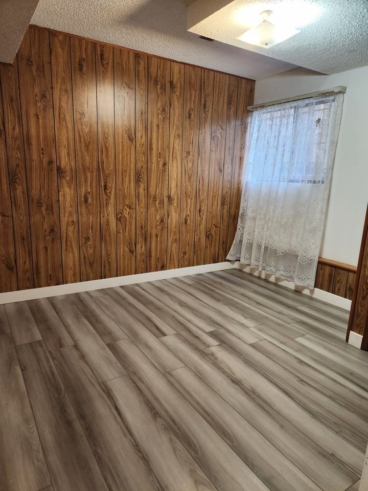 Knight St & E 22nd Ave - Photo 4 of 8