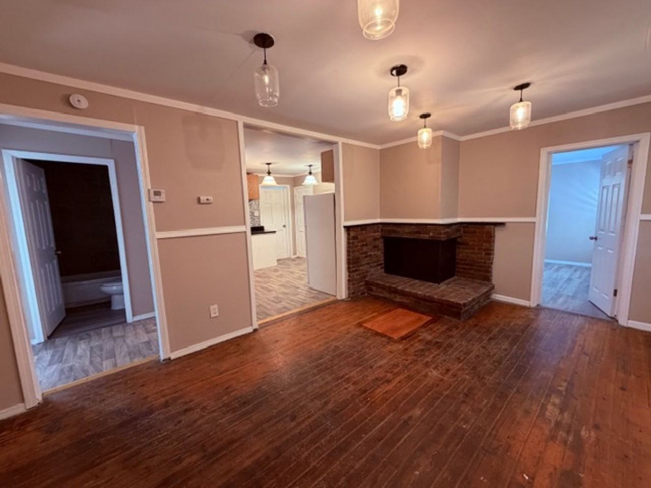 2257 Chambers Rd - Photo 2 of 19