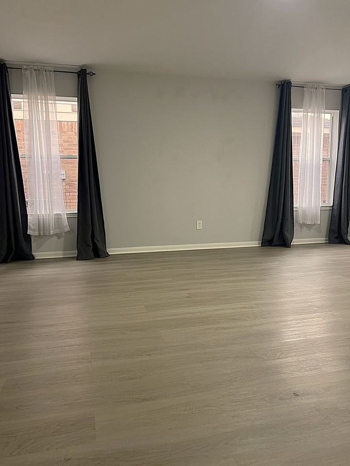 20918 Roxette Ct - Photo 4 of 27