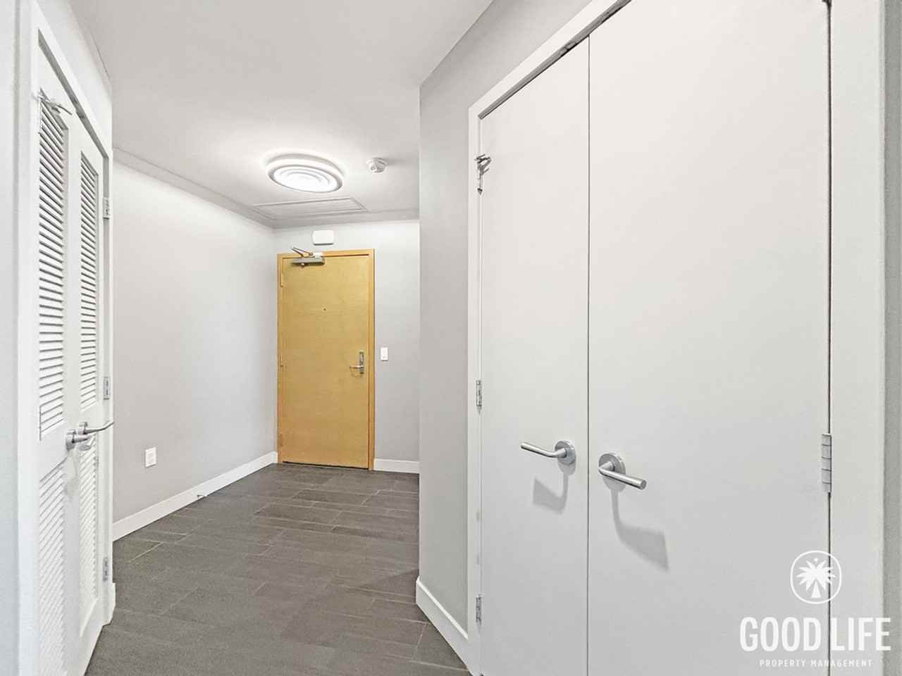 1441 9th Ave - Photo 2 of 27