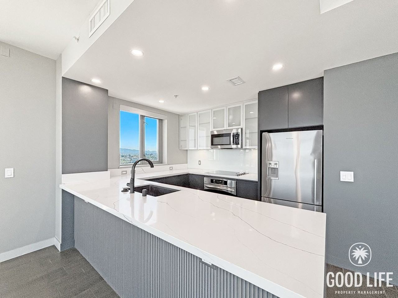 1441 9th Ave - Photo 5 of 27