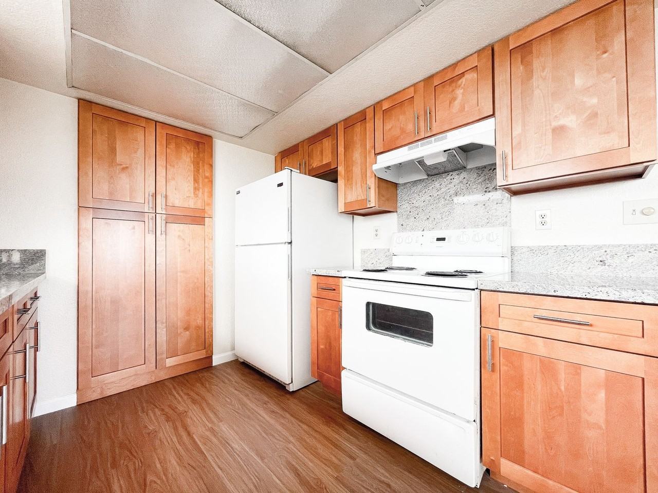 98-1731 Kaahumanu St - Photo 4 of 20