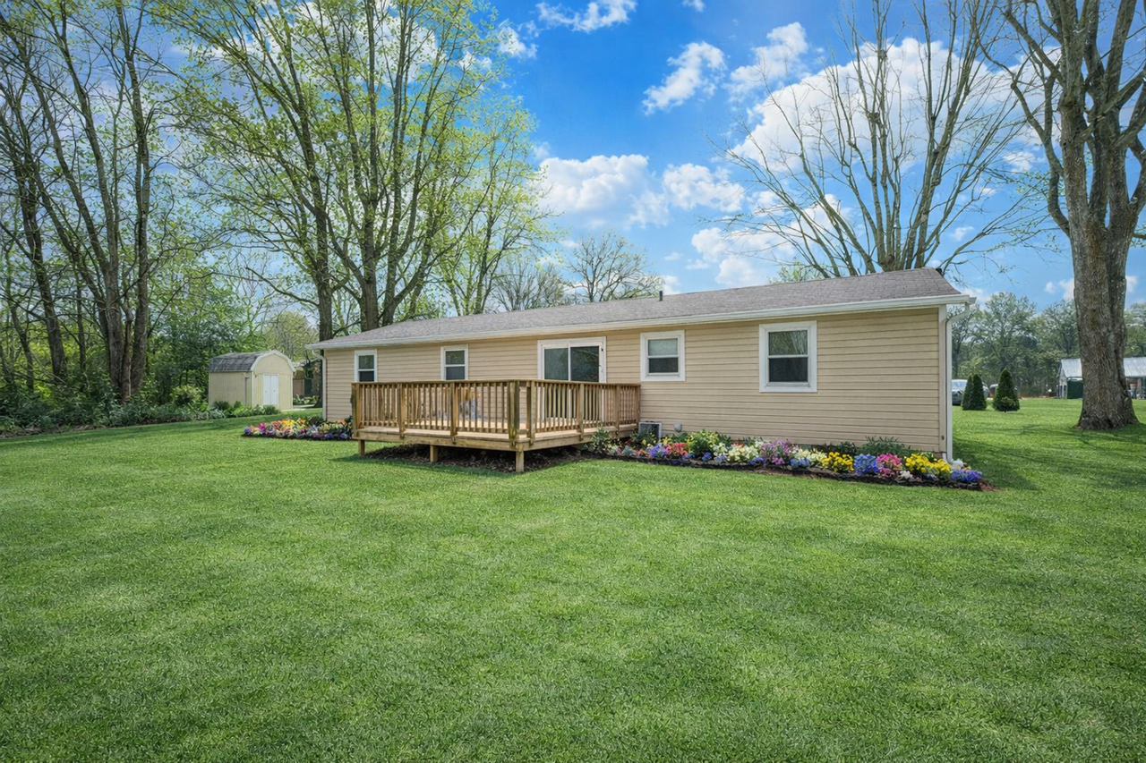 64 Stanley Hauver Dr - Photo 2 of 3