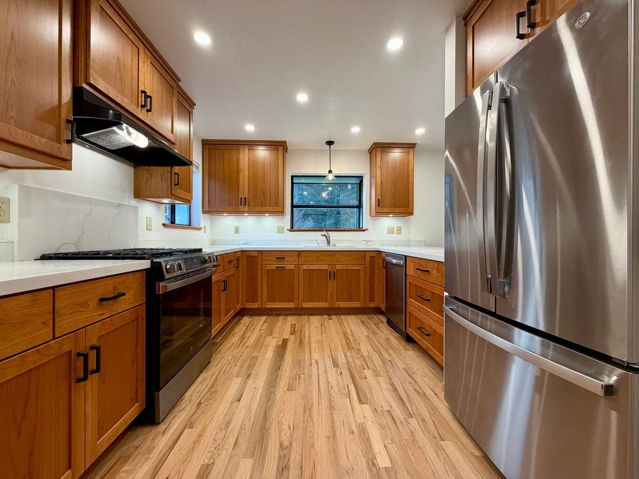 4036 Campton Rd - Photo 2 of 41