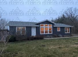 featured image of 1380 Rawson Rd