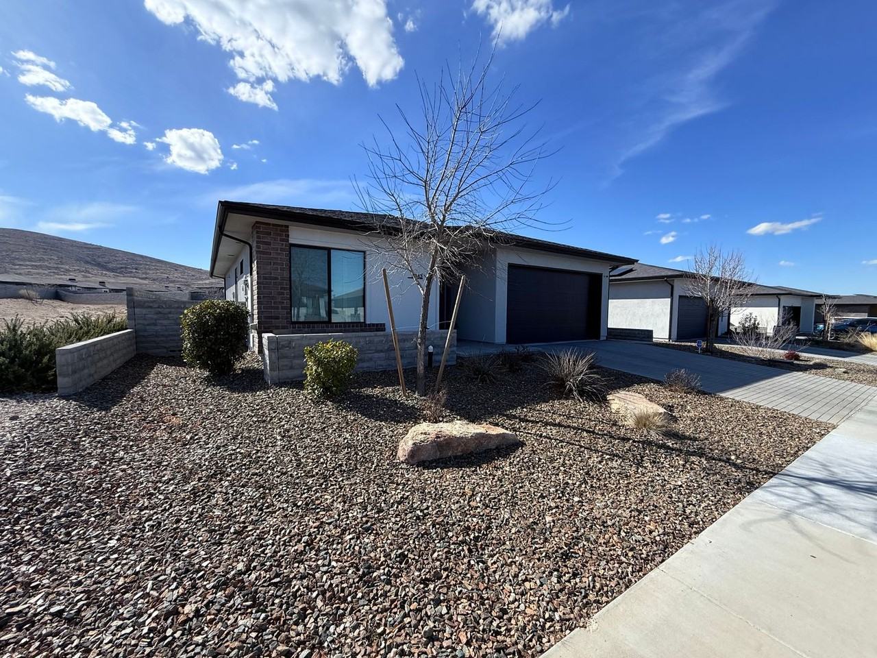 5843 E Killen Loop - Photo 2 of 10