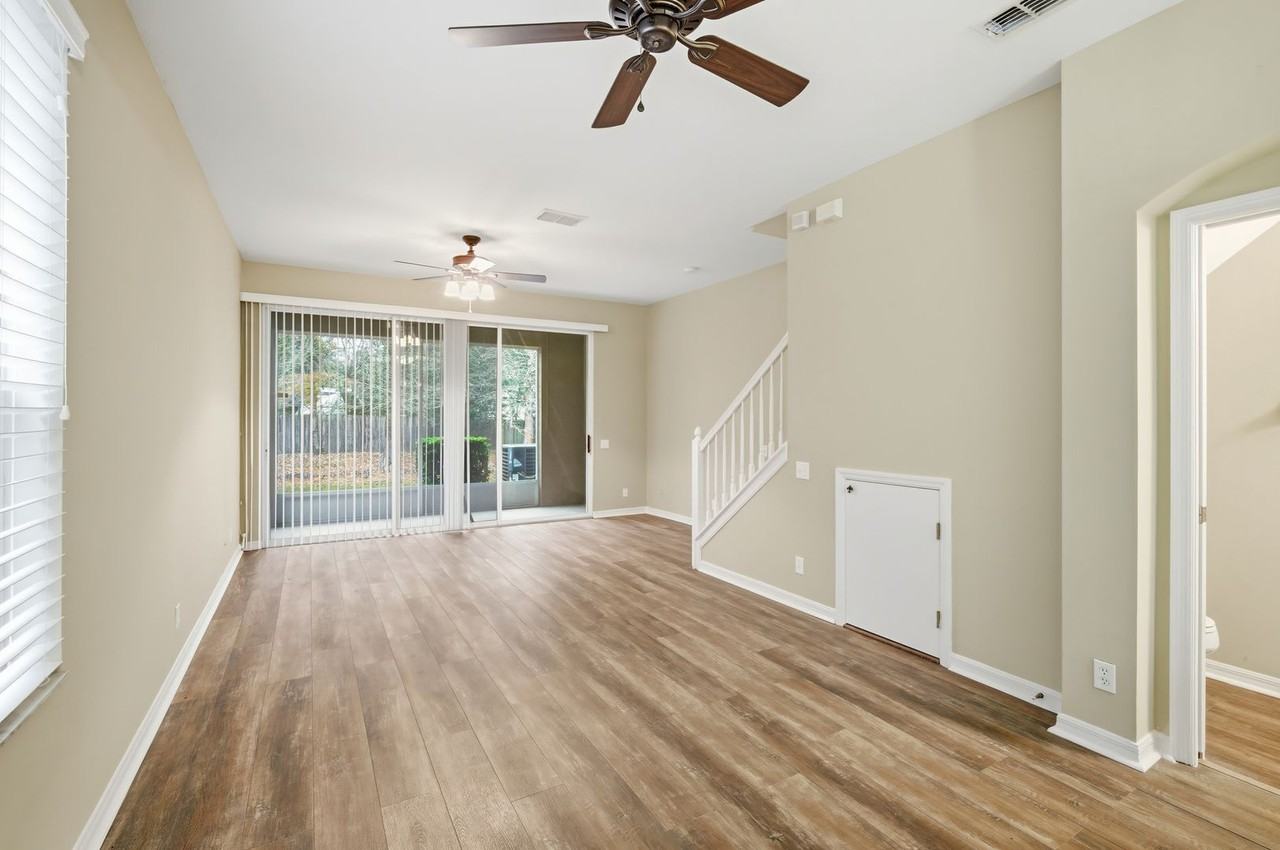 4140 Bismarck Palm Dr - Photo 6 of 27