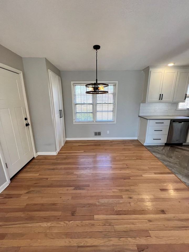 104 Ne 73rd St - Photo 5 of 17