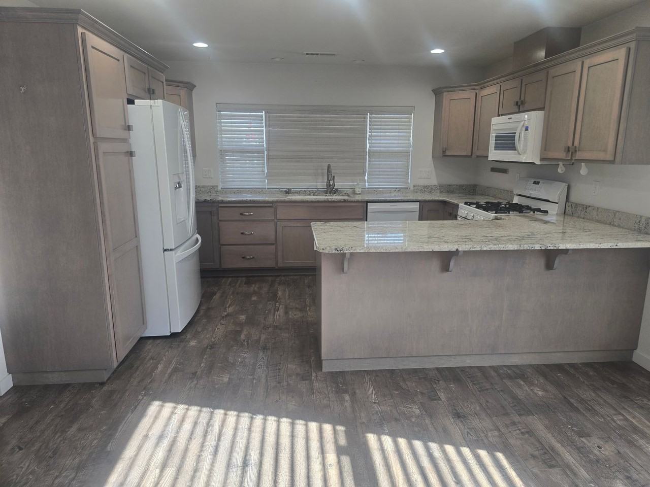 126 Sw Vicki Ln - Photo 7 of 26