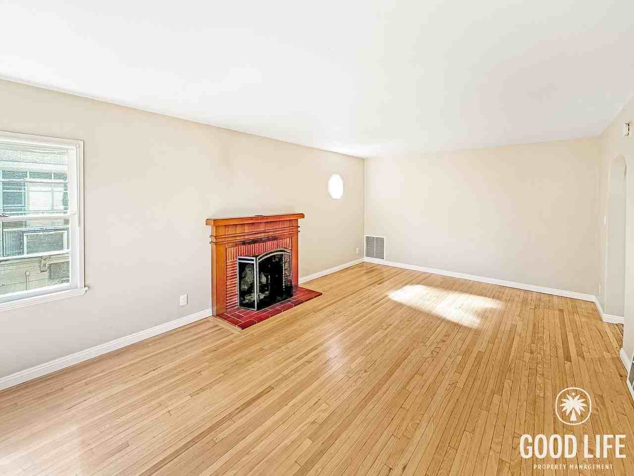 519 S Dickel St - Photo 2 of 50