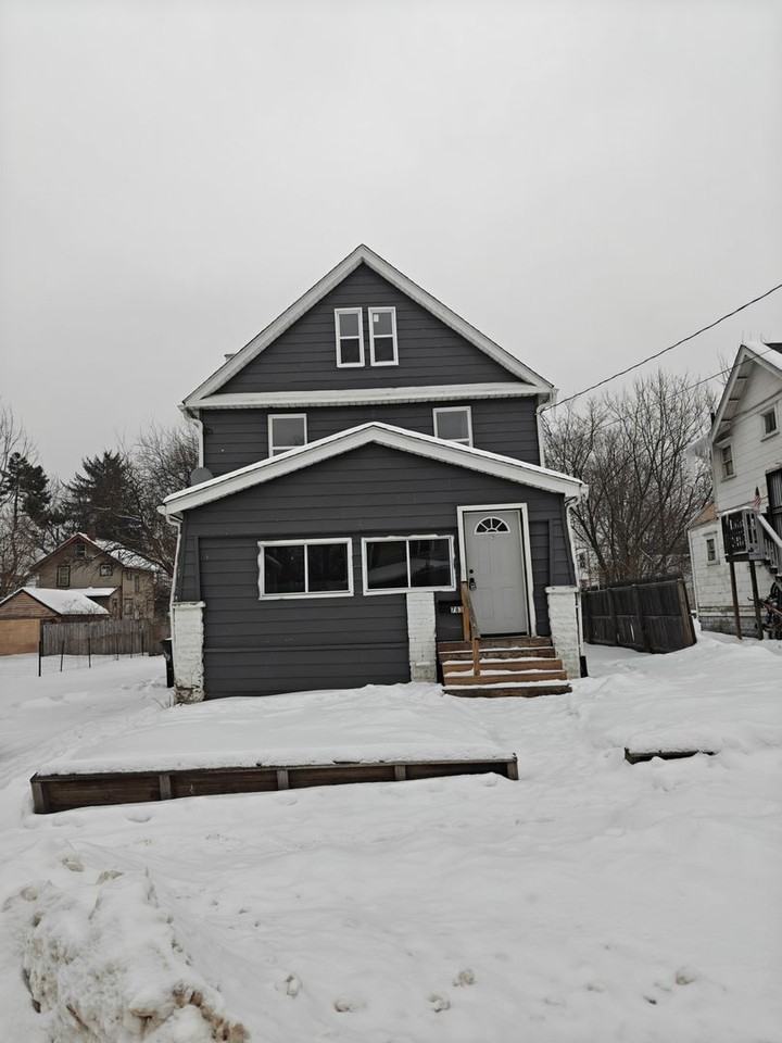 783 Kling St - Photo 2 of 26