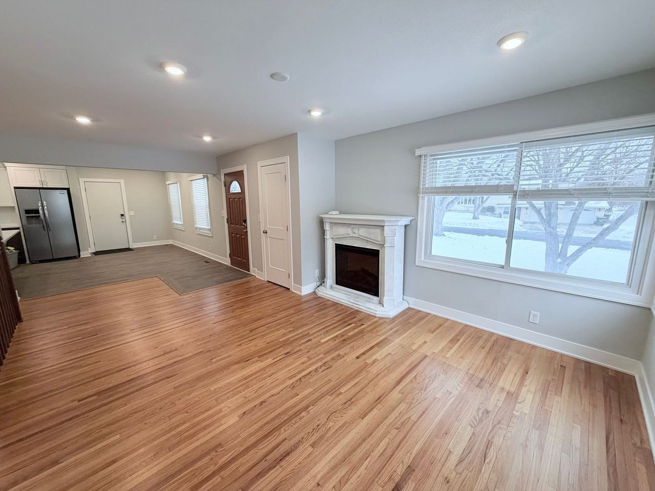 8201 Johnson Cir - Photo 4 of 40