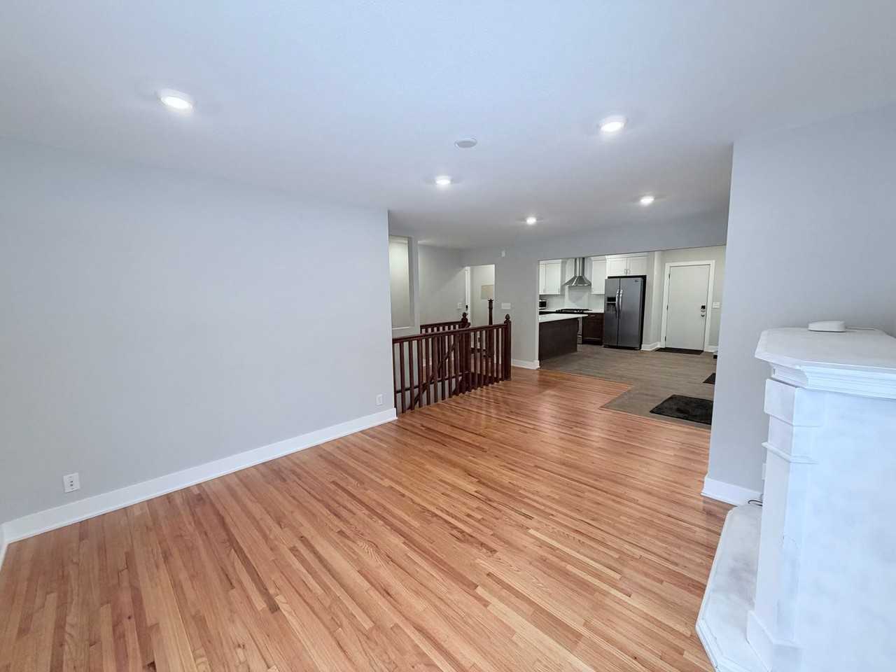 8201 Johnson Cir - Photo 6 of 40