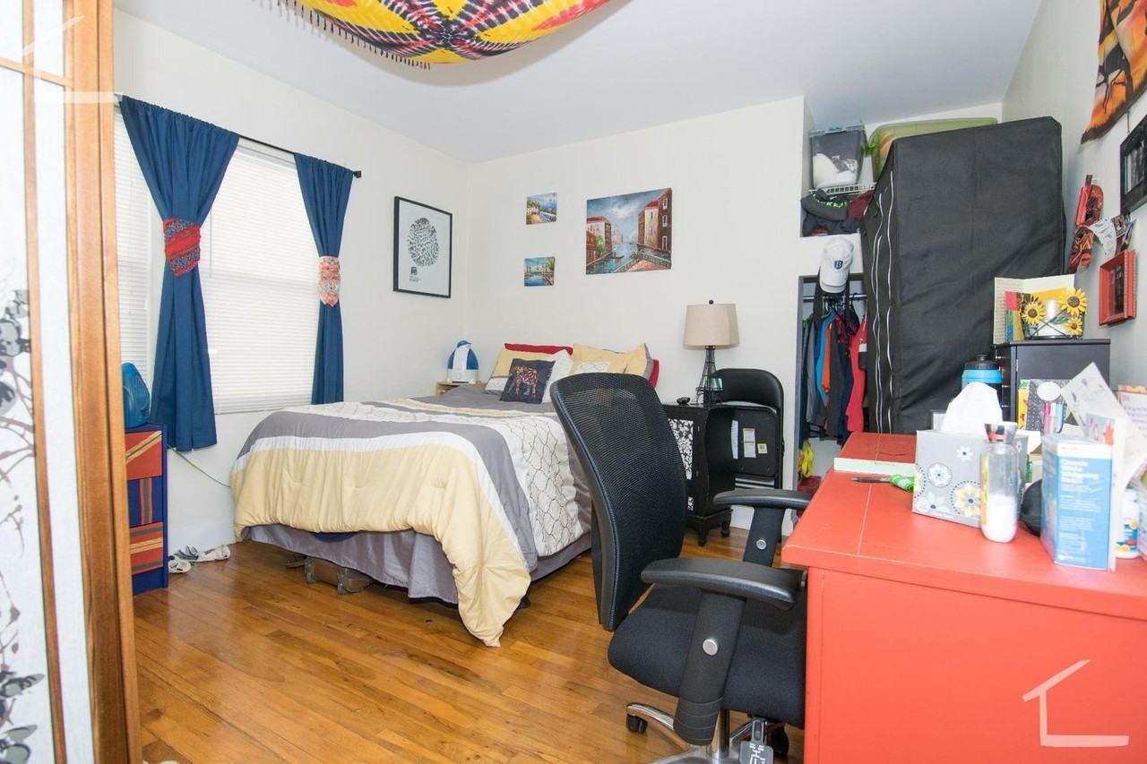 210 Arlington St - Photo 7 of 7