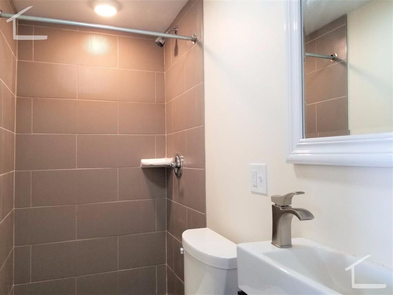 23 Weitz St - Photo 3 of 8