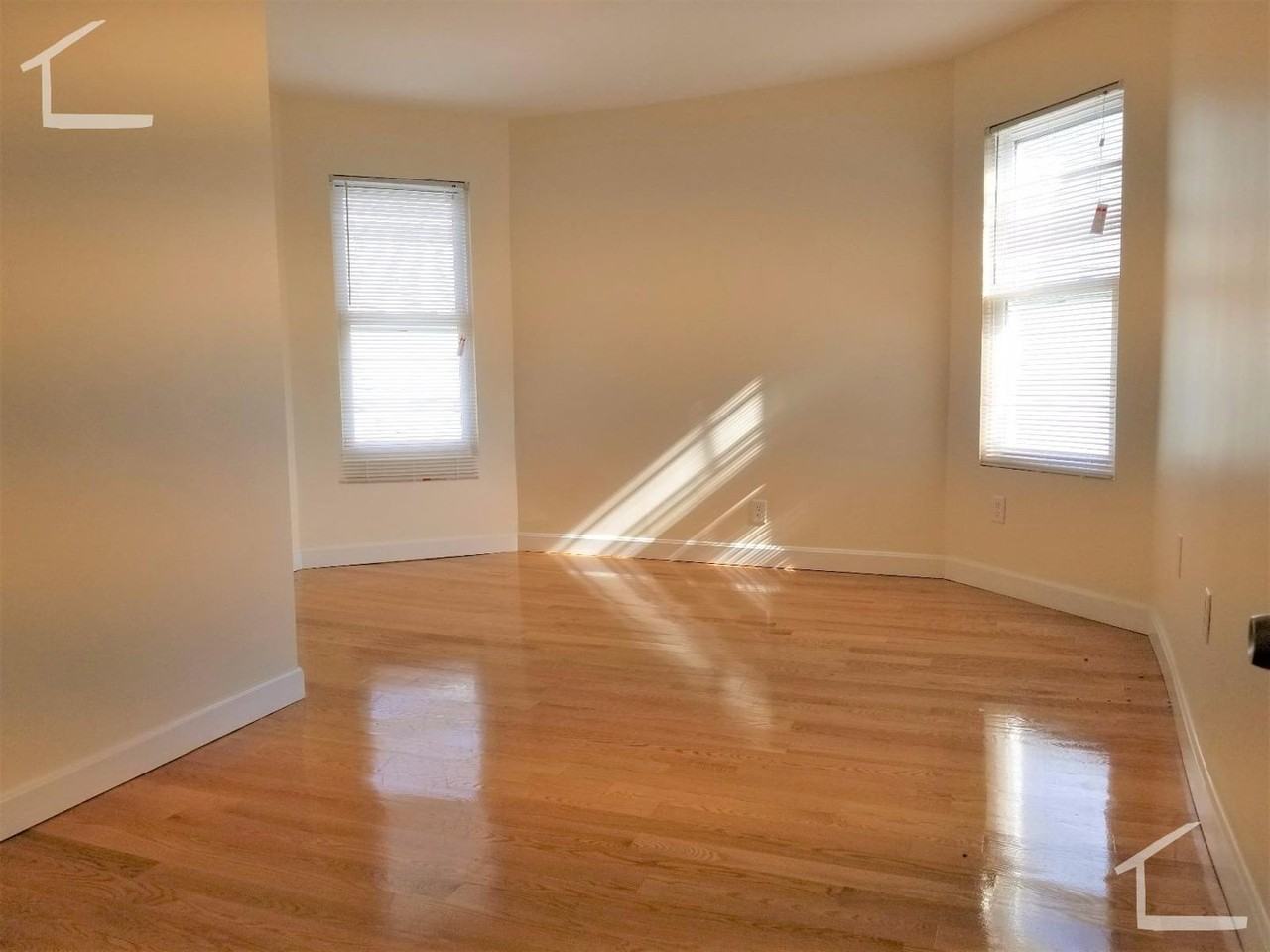 23 Weitz St - Photo 6 of 8