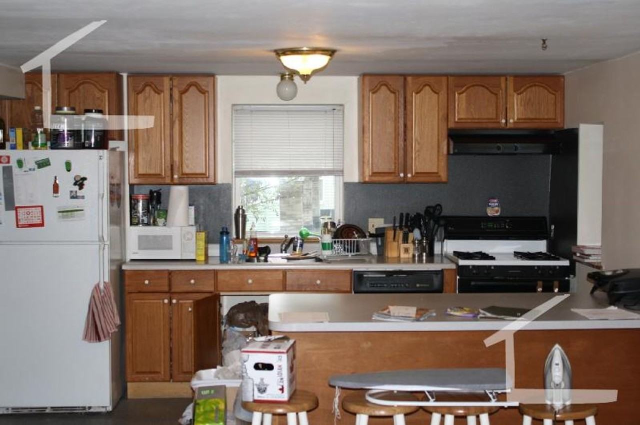 547 Washington St - Photo 5 of 14