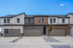 featured image of 4702 S Heartwood Rd