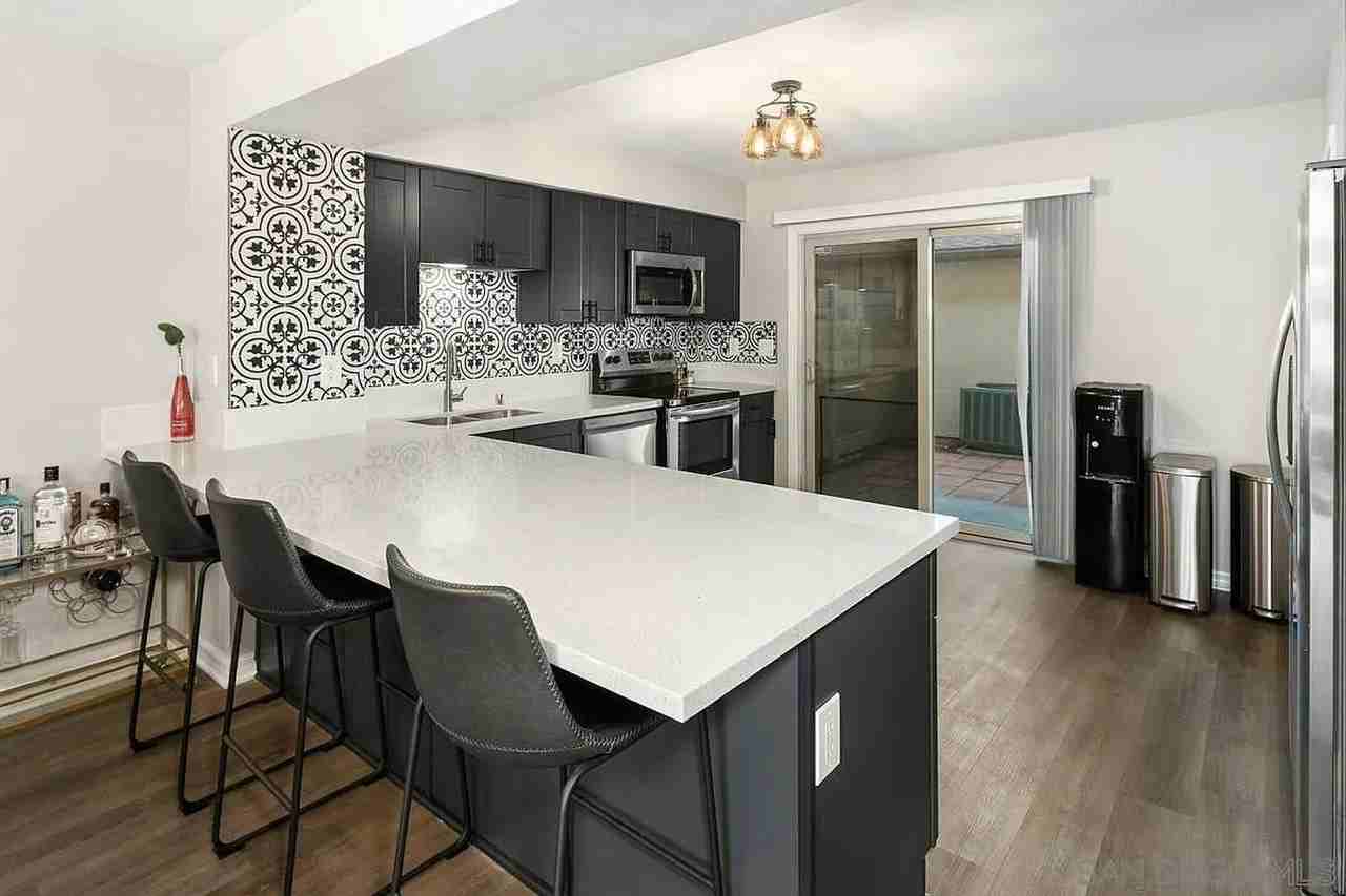 3813 Willows Way - Photo 7 of 22