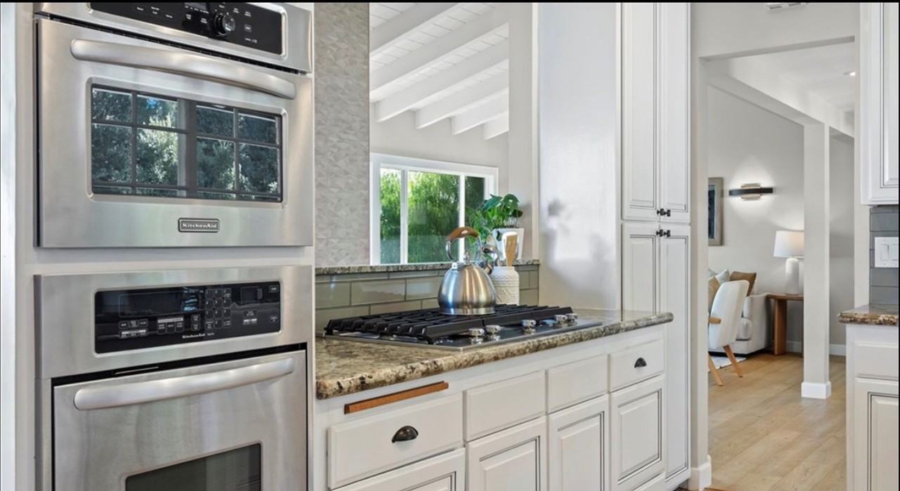 6248 Via Canada - Photo 2 of 38