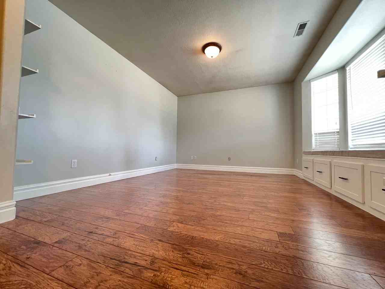 2951 W 1060 N - Photo 3 of 12