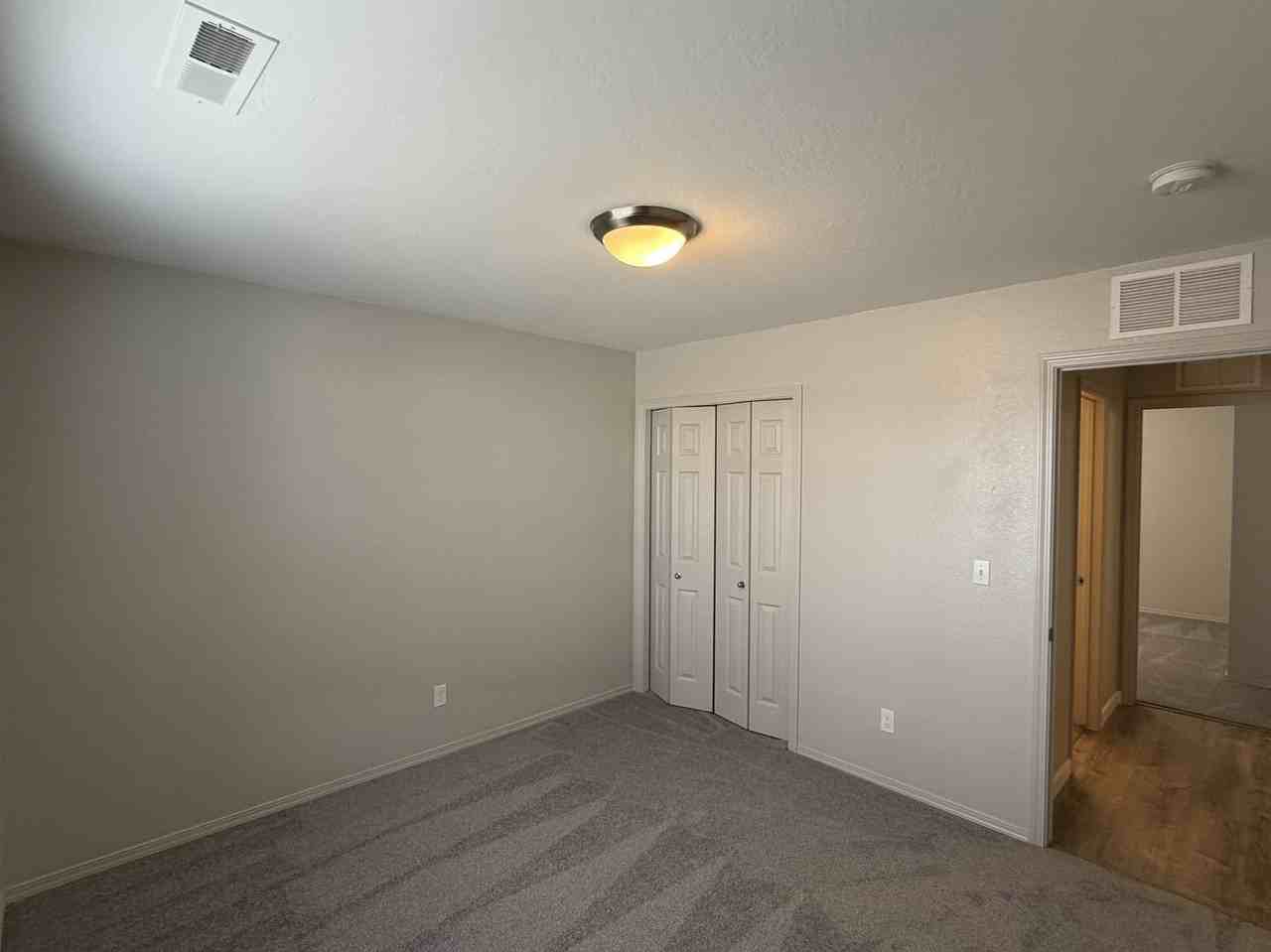 17595 Mesa Springs Ave - Photo 6 of 36