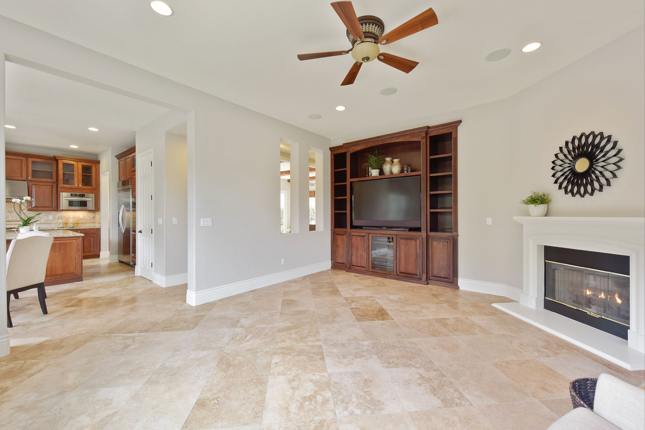 426 Rioja Ct - Photo 5 of 37