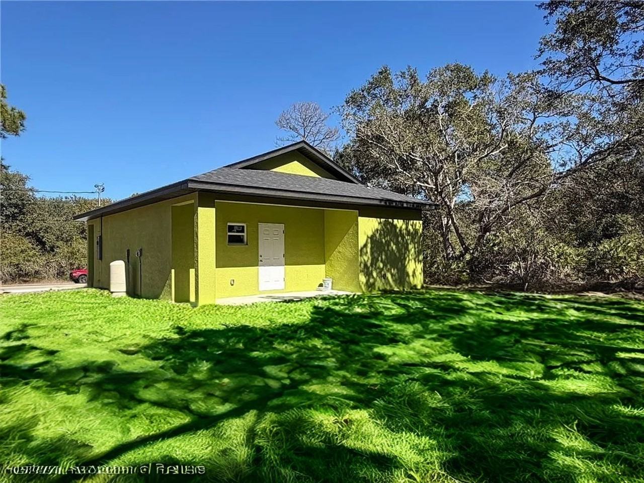 3206 Lake June Blvd - Photo 3 of 16