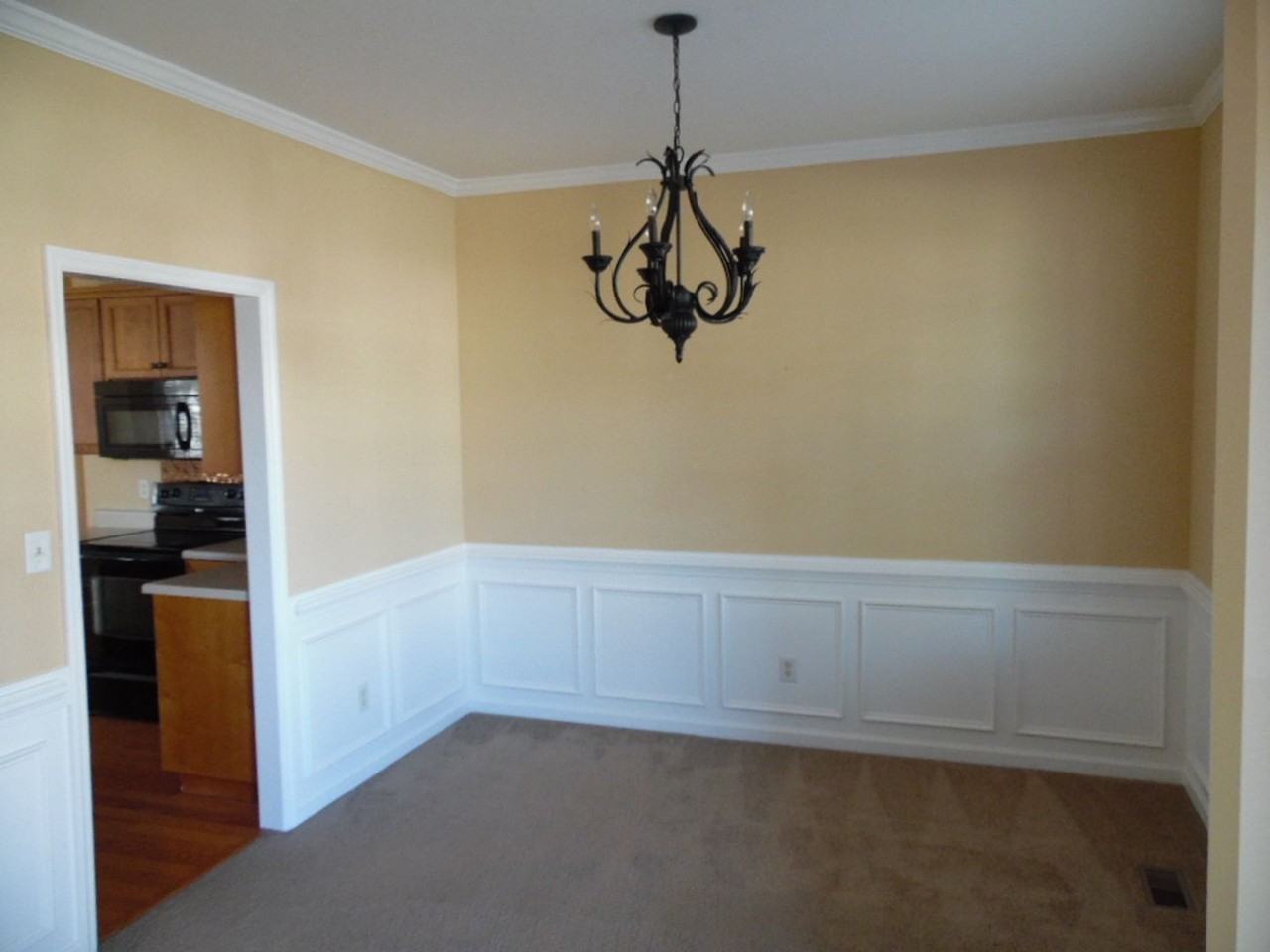 1120 Hunters Cv - Photo 3 of 30